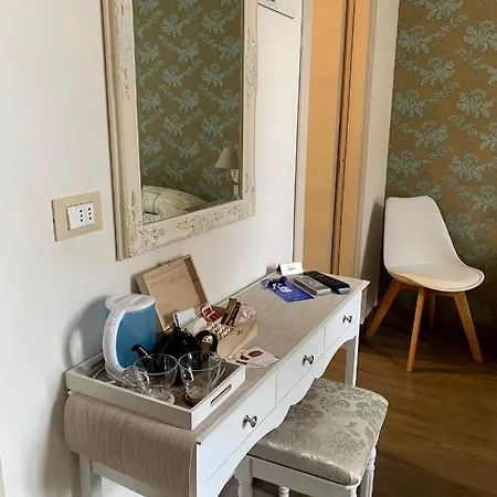 Guest House Casa Vicenza Rome Exterior photo