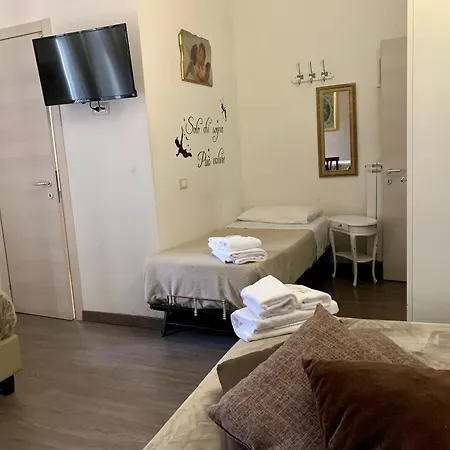 Guest House Casa Vicenza Rome Room photo